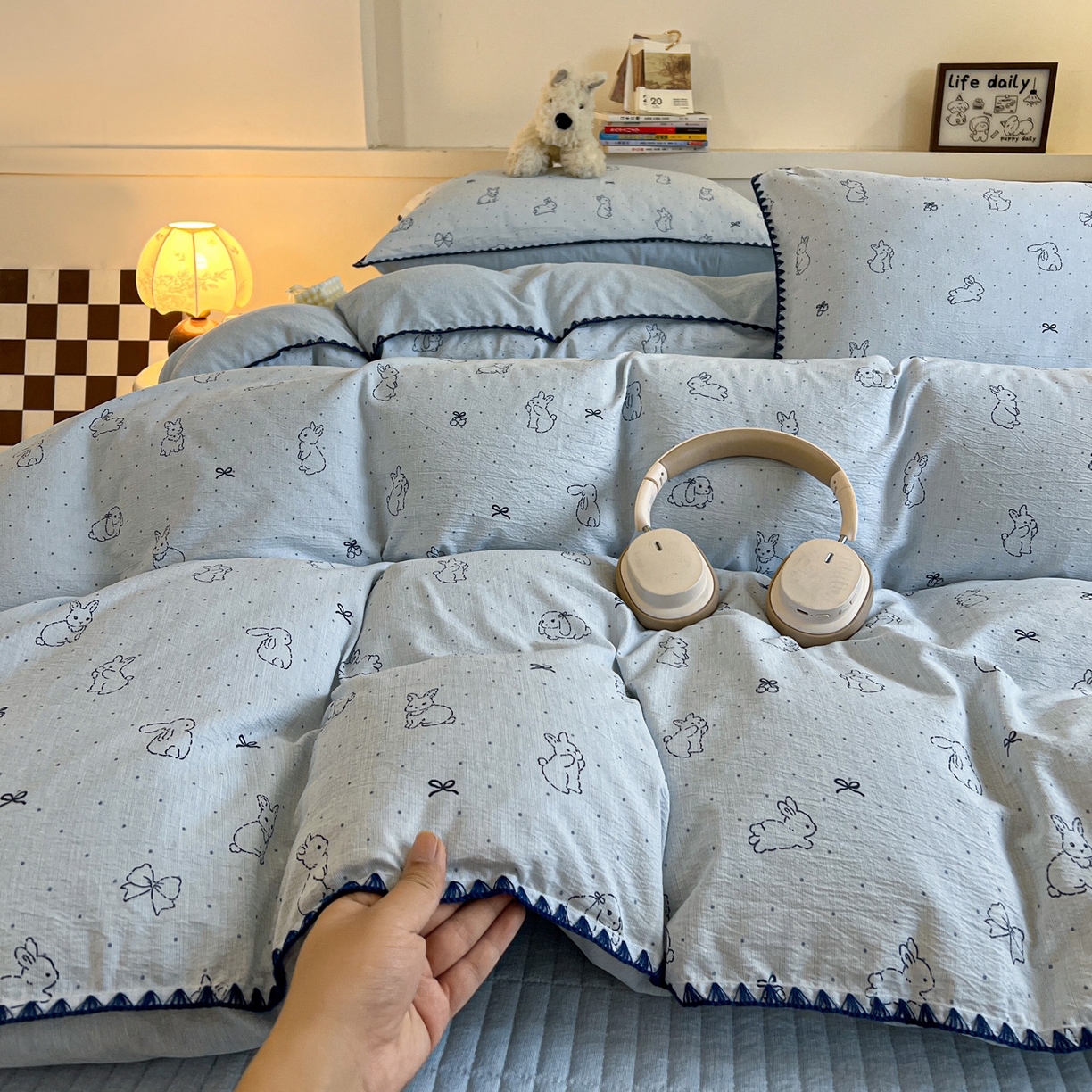 91家纺网 家纺一手货源 找家纺 富米莱（原臻工厂） 2026春夏新款色织提花贝壳边床盖床裙四件套 贝壳边-蓝小兔