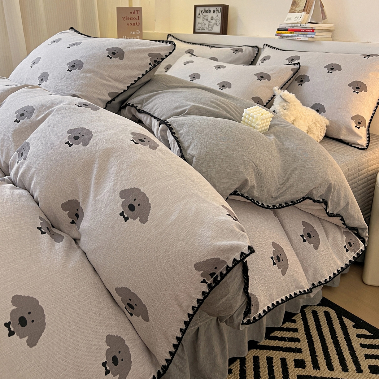 91家纺网 家纺一手货源 找家纺 富米莱（原臻工厂） 2026春夏新款色织提花贝壳边床盖床裙四件套 贝壳边-领结狗