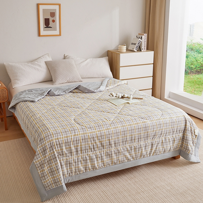 91家纺网 家纺一手货源 找家纺 织雅漫 2026新款水洗棉夏被空调被夏凉被 暖黄