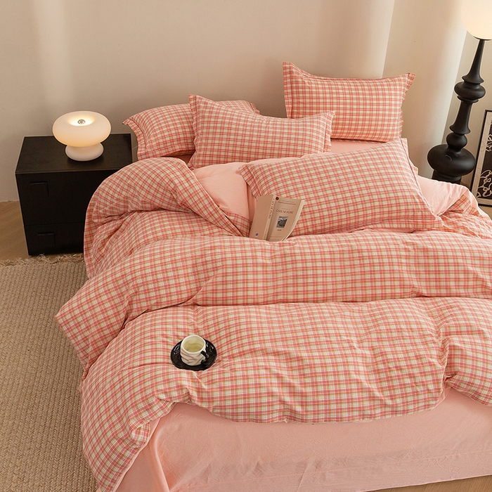 91家纺网 家纺一手货源 找家纺 喜四方 2026新款全棉色织水洗棉四件套 小城故事