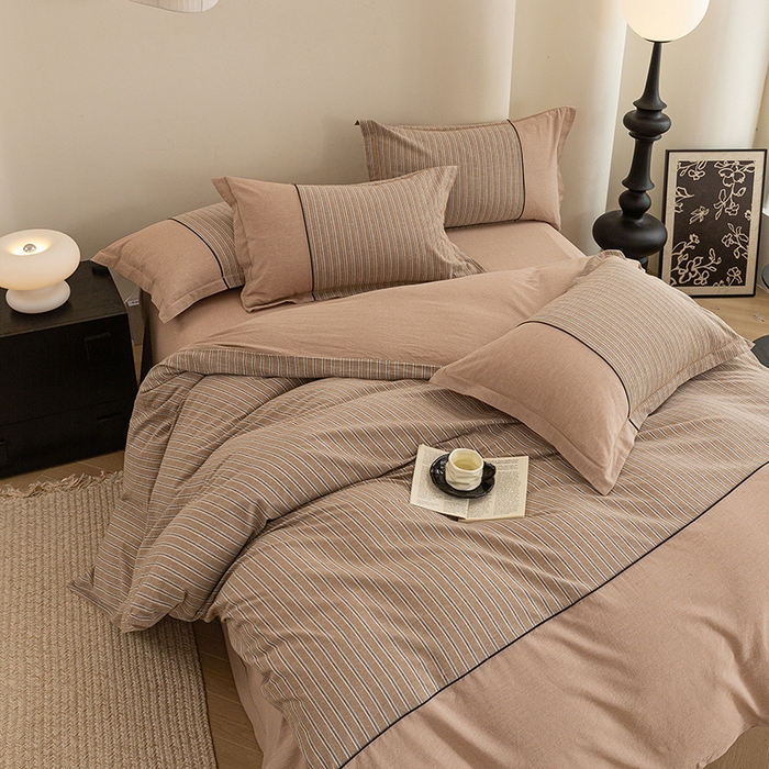 91家纺网 家纺一手货源 找家纺 喜四方 2026新款100%全棉纯棉色织水洗棉花边工艺款四件套-系列二 暮川（咖）