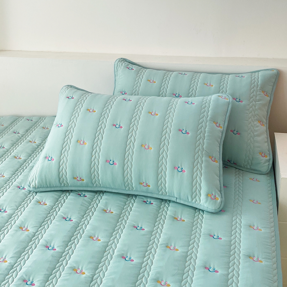 91家纺网 家纺一手货源 找家纺 （总）尊康家纺（原磊科） 2026新款奶昔棉抗菌夹棉床笠-昭岚系列