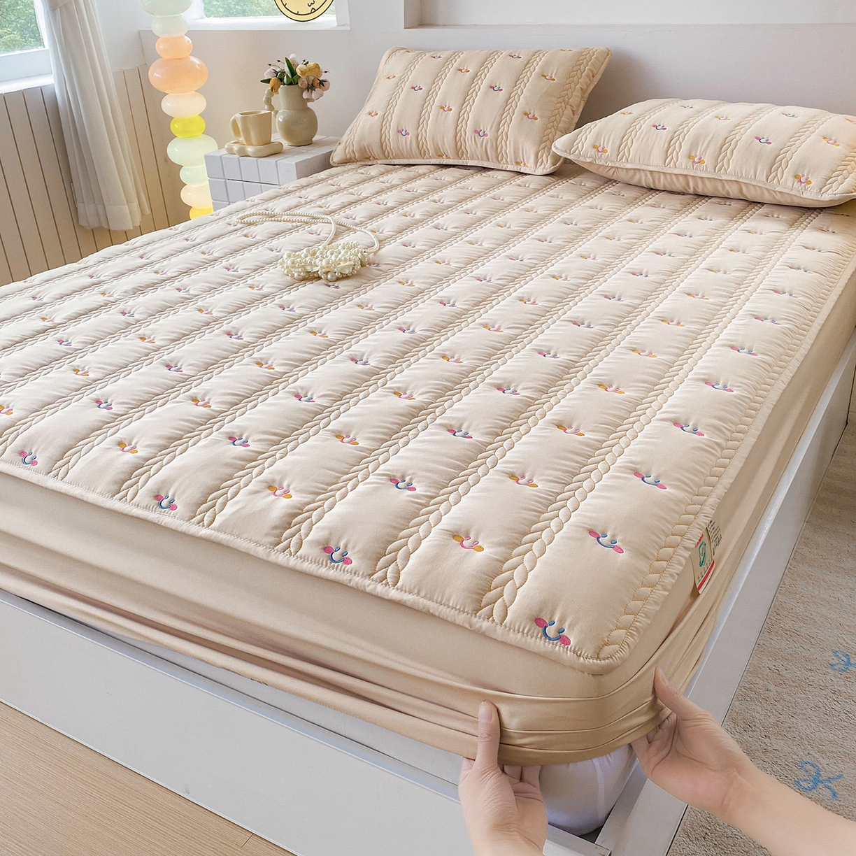 91家纺网 家纺一手货源 找家纺 尊康家纺（原磊科） 2026新款奶昔棉抗菌夹棉床笠-昭岚系列 昭岚-香槟