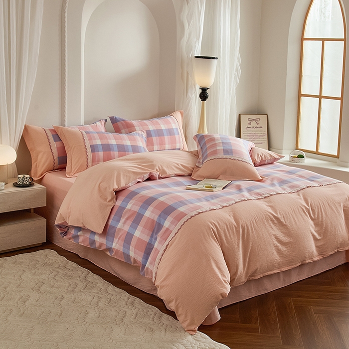 91家纺网 家纺一手货源 找家纺 喜四方 2026新款100%全棉纯棉色织水洗棉花边工艺款四件套-系列一 蜜糖-紫