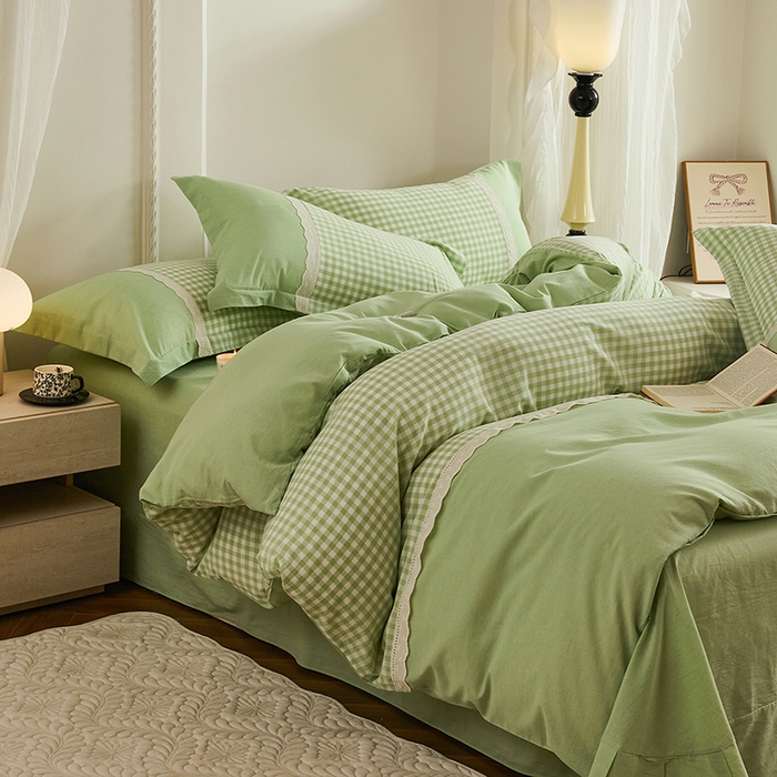 91家纺网 家纺一手货源 找家纺 喜四方 2026新款100%全棉纯棉色织水洗棉花边工艺款四件套-系列一 小欢喜-绿