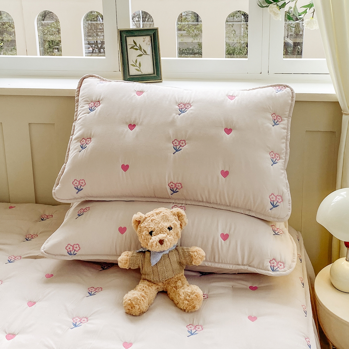 91家纺网 家纺一手货源 找家纺 尊康家纺（原磊科） 2026新款奶昔棉抗菌夹棉床裙款床笠-花语系列 花语-香槟