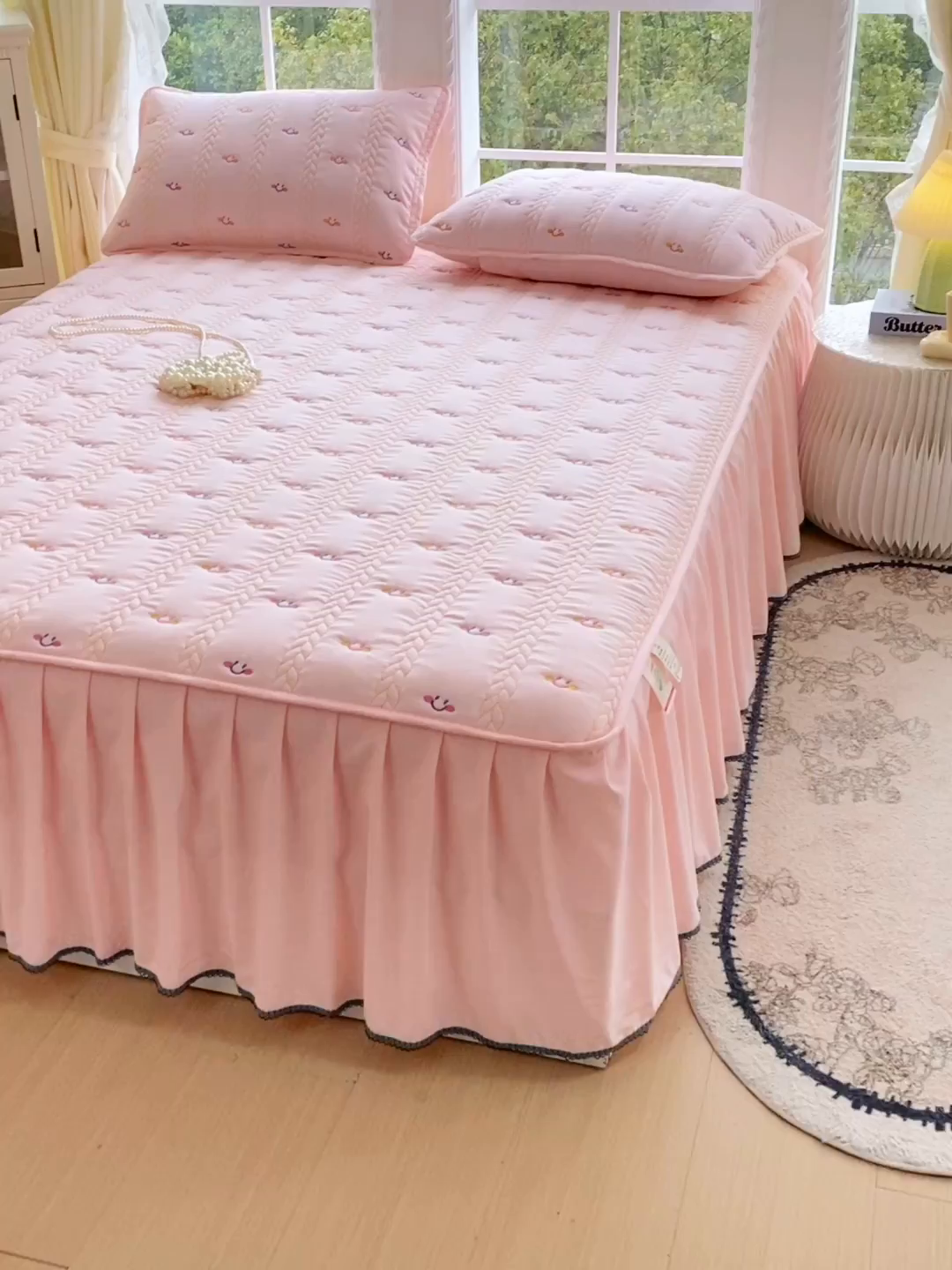 91家纺网 家纺一手货源 找家纺 尊康家纺（原磊科） 2026新款奶昔棉抗菌夹棉床裙款床笠-云尚系列 云尚-粉玉