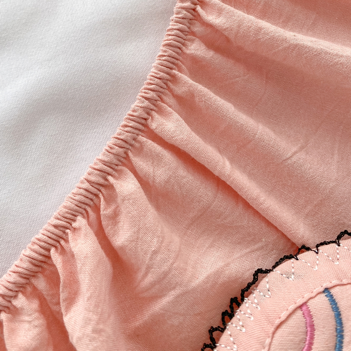 91家纺网 家纺一手货源 找家纺 （总）尊康家纺（原磊科） 2026新款全棉水洗棉色织大豆棉床笠-艾薇儿系列