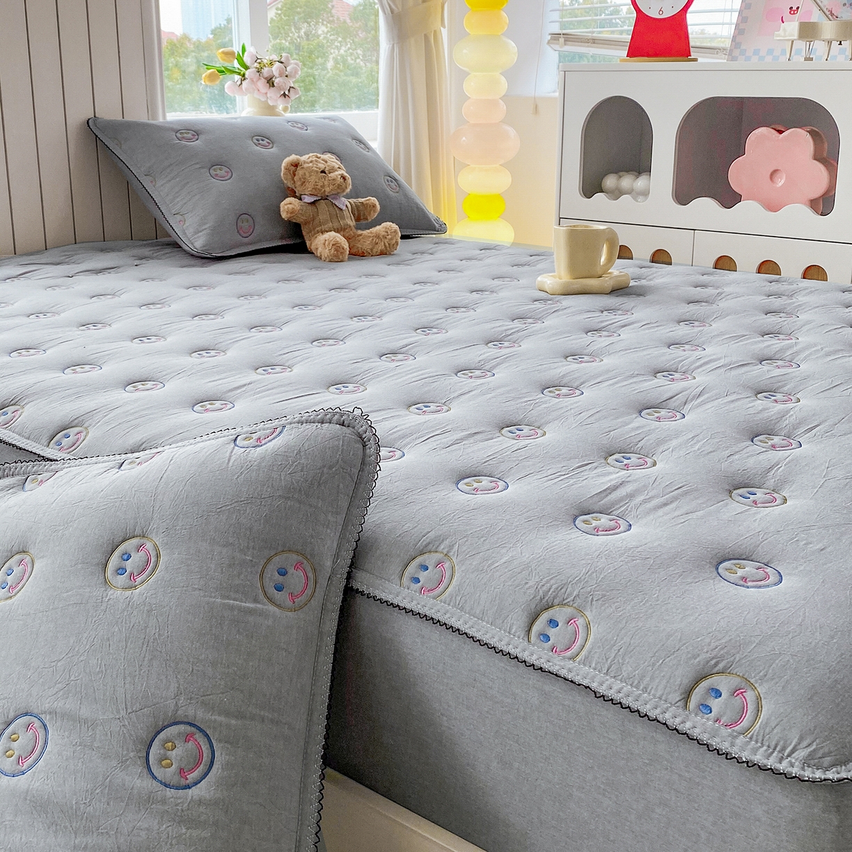 91家纺网 家纺一手货源 找家纺 尊康家纺（原磊科） 2026新款全棉水洗棉色织大豆棉床笠-艾薇儿系列 艾薇儿-绅士灰