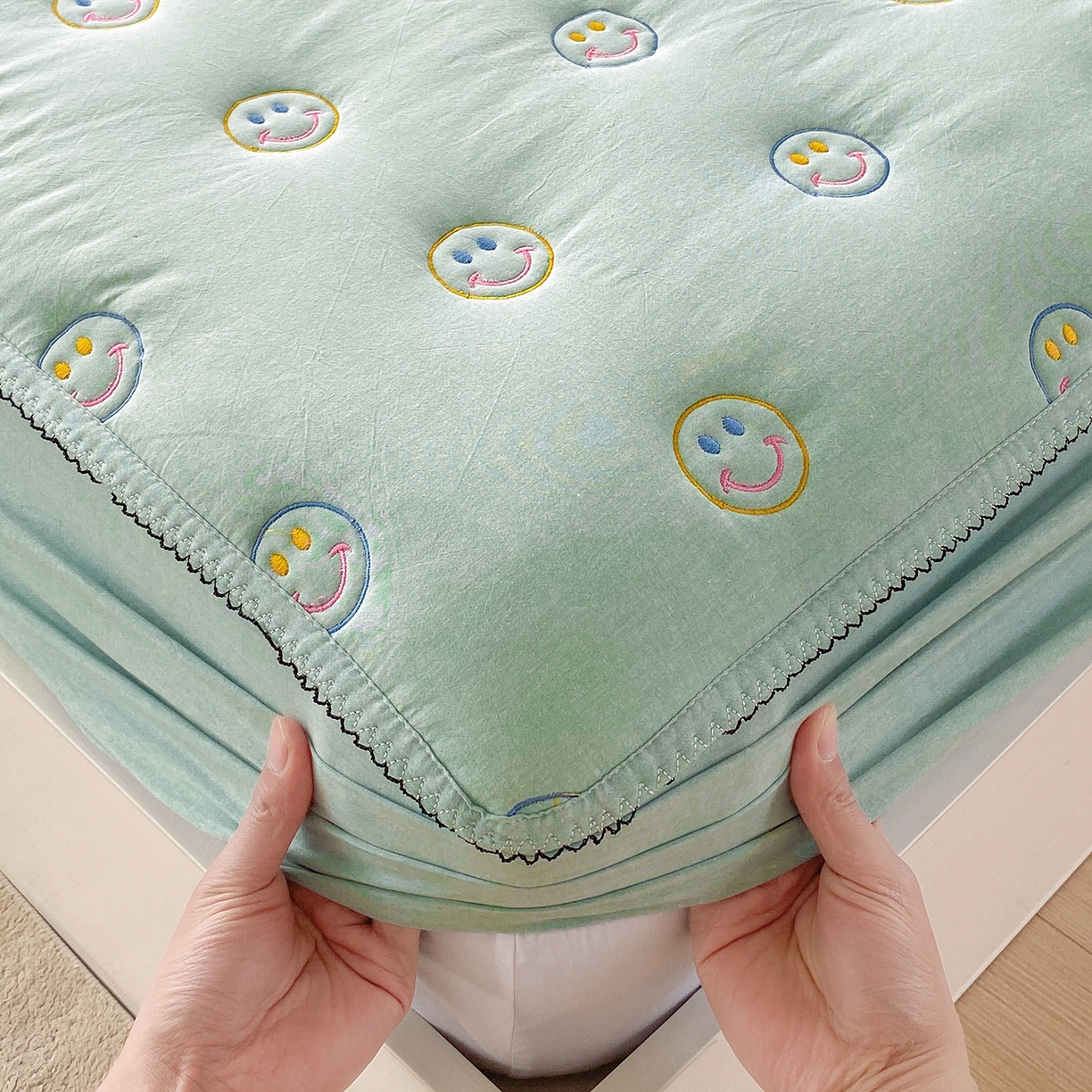 91家纺网 家纺一手货源 找家纺 尊康家纺（原磊科） 2026新款全棉水洗棉色织大豆棉床笠-艾薇儿系列 艾薇儿-薄荷绿