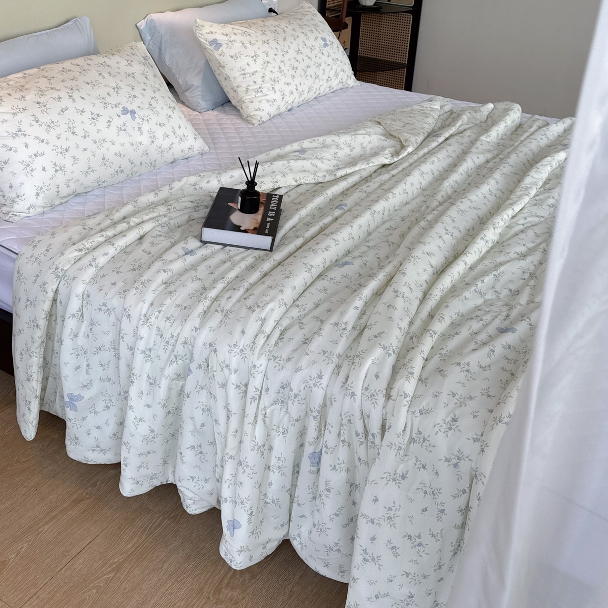 兜米家居 2026春夏新款A类冰激凌凉感夏被被子被芯 春意盎然