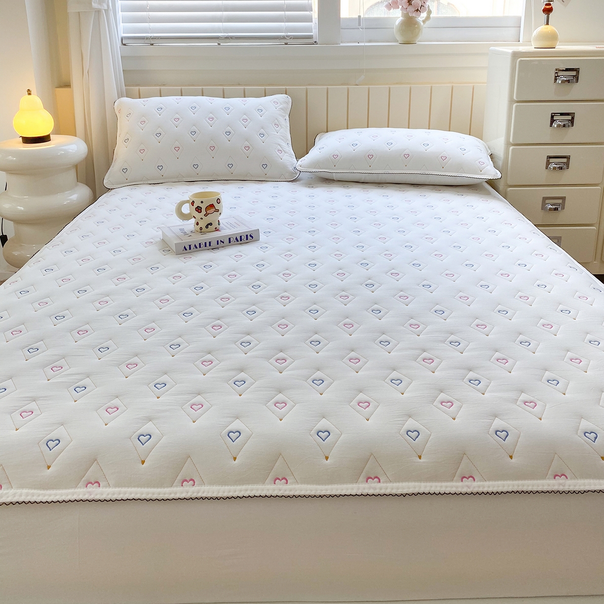 91家纺网 家纺一手货源 找家纺 尊康家纺（原磊科） 2026新款全棉水洗棉色织大豆棉床笠-心语系列 心语-珍珠白