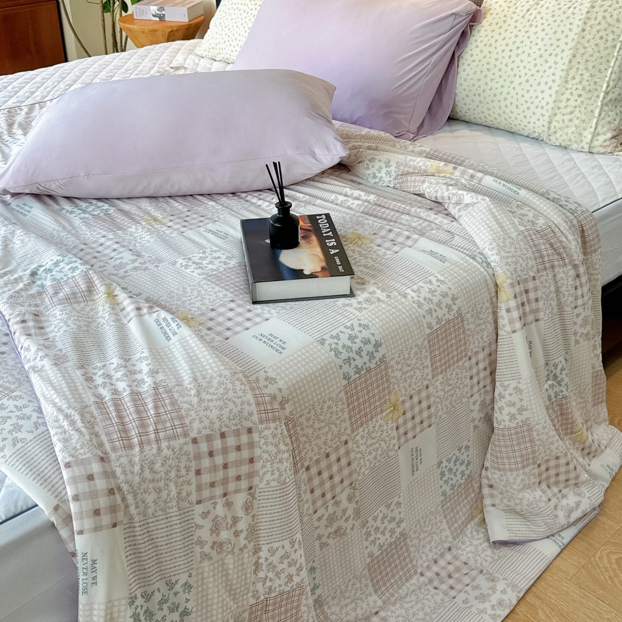 91家纺网 家纺一手货源 找家纺 兜米家居 2026春夏新款A类冰激凌凉感夏被被子被芯 拼接碎花