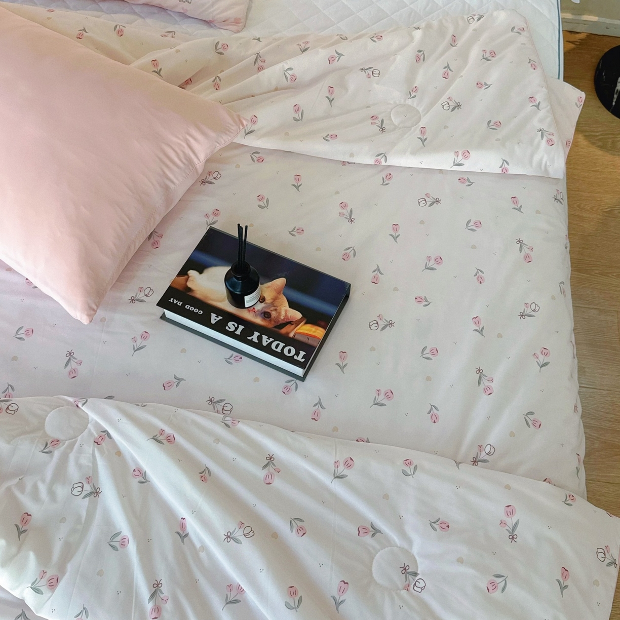 91家纺网 家纺一手货源 找家纺 兜米家居 2026春夏新款A类冰激凌凉感夏被被子被芯 郁金香