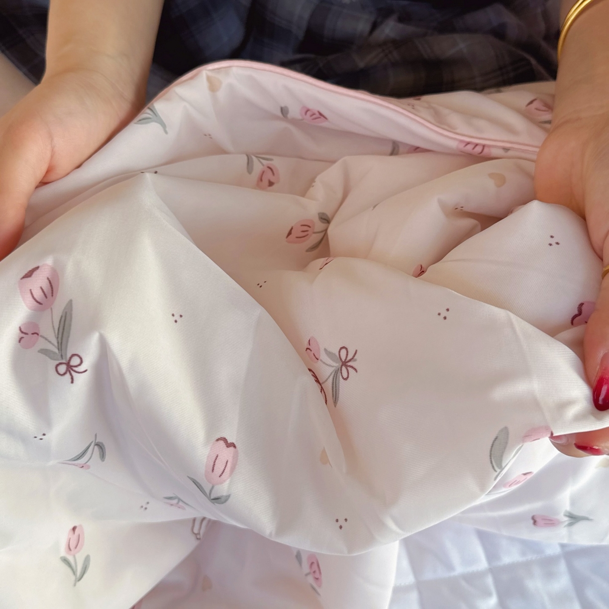 91家纺网 家纺一手货源 找家纺 兜米家居 2026春夏新款A类冰激凌凉感夏被被子被芯 郁金香