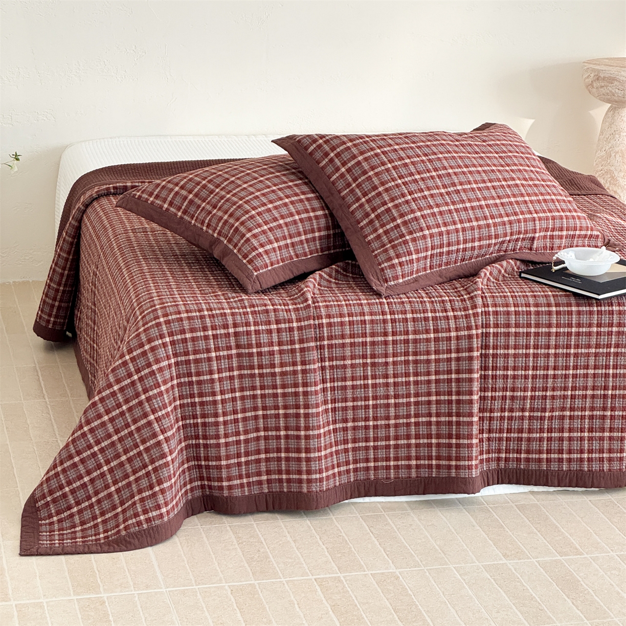 91家纺网 家纺一手货源 找家纺 床盖工厂店 2026新款双面水洗全棉填充新疆棉花床盖三件套-维尼系列 维尼红