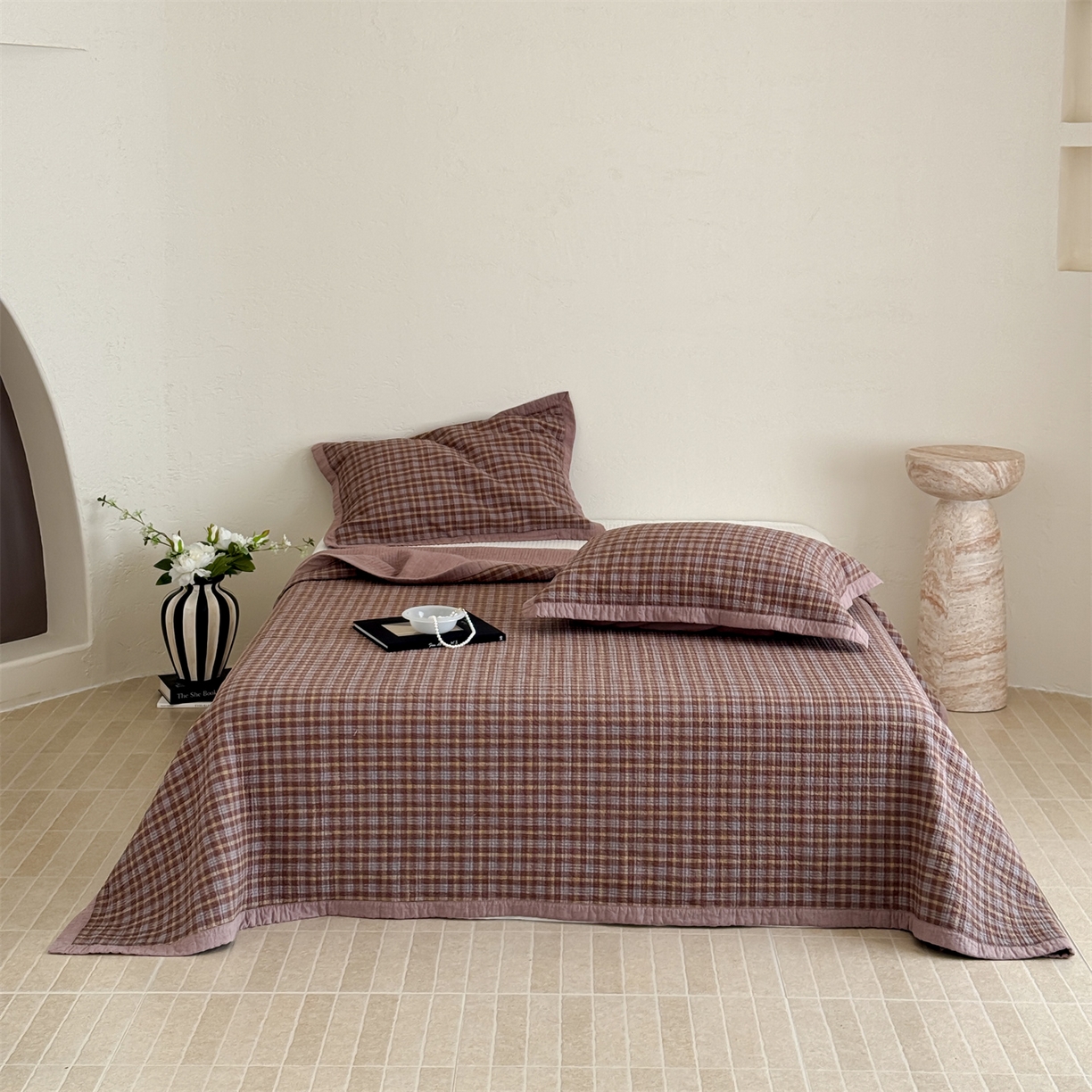 91家纺网 家纺一手货源 找家纺 床盖工厂店 2026新款双面水洗全棉填充新疆棉花床盖三件套-维尼系列 维尼咖