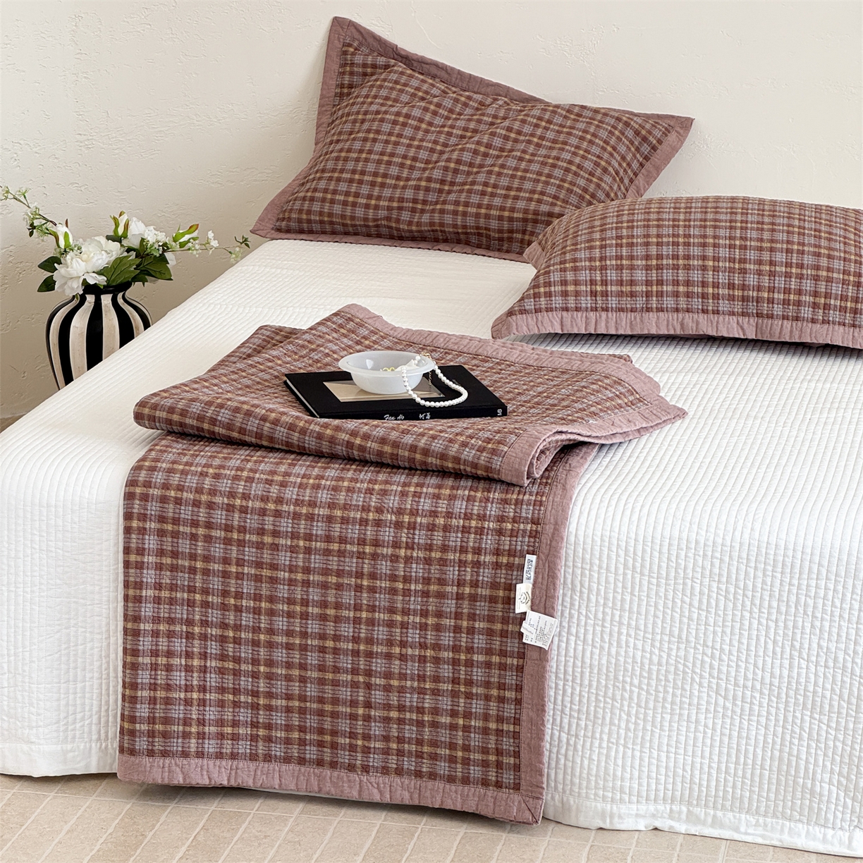 91家纺网 家纺一手货源 找家纺 床盖工厂店 2026新款双面水洗全棉填充新疆棉花床盖三件套-维尼系列 维尼咖