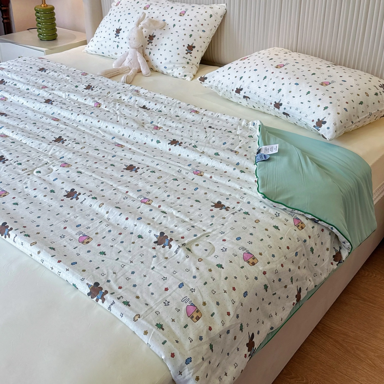 91家纺网 家纺一手货源 找家纺 兜米家居 2026春夏新款小红书热销款有氧全棉纯棉双层纱双感冰纱被夏凉被被子被芯 音乐小狗