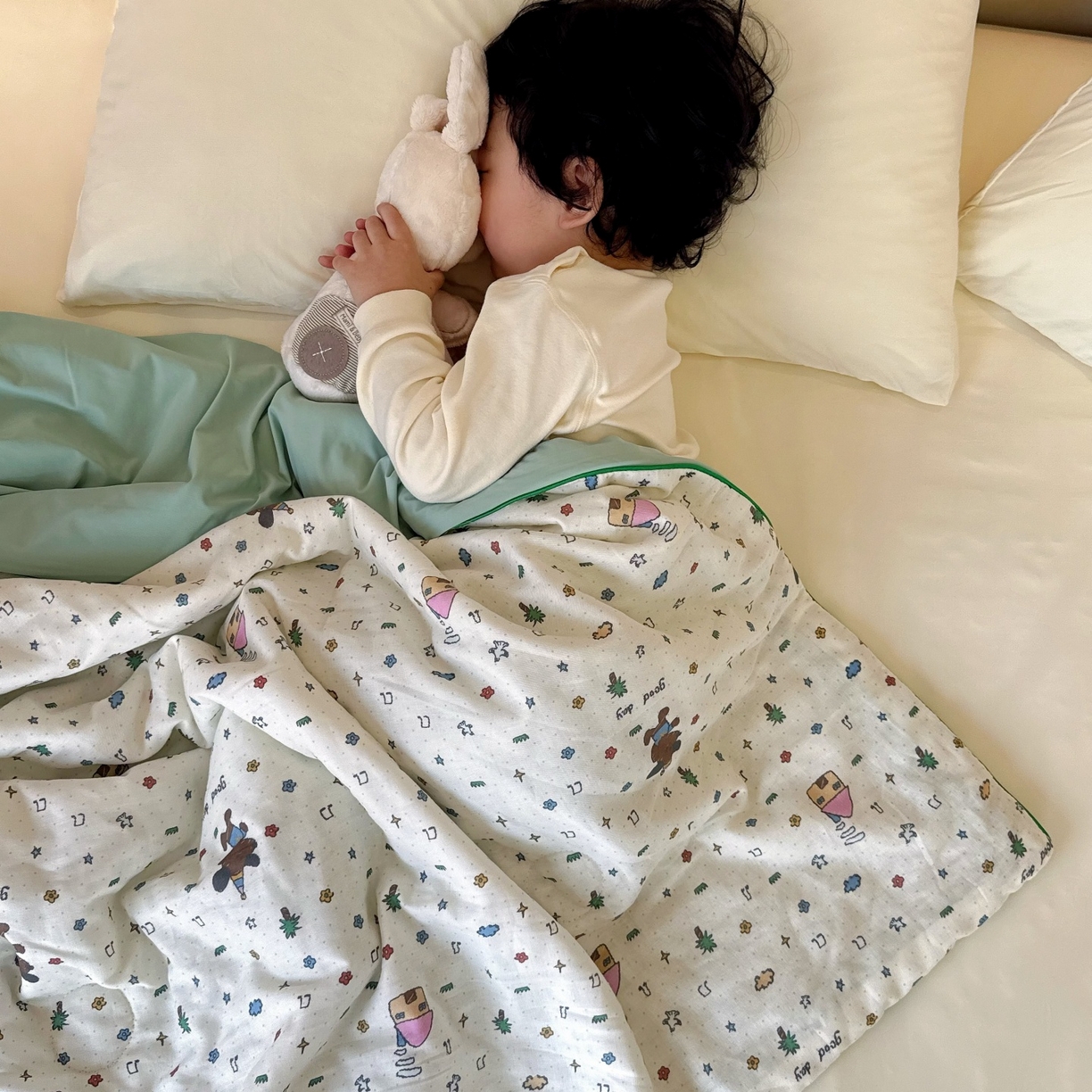 91家纺网 家纺一手货源 找家纺 兜米家居 2026春夏新款小红书热销款有氧全棉纯棉双层纱双感冰纱被夏凉被被子被芯 音乐小狗