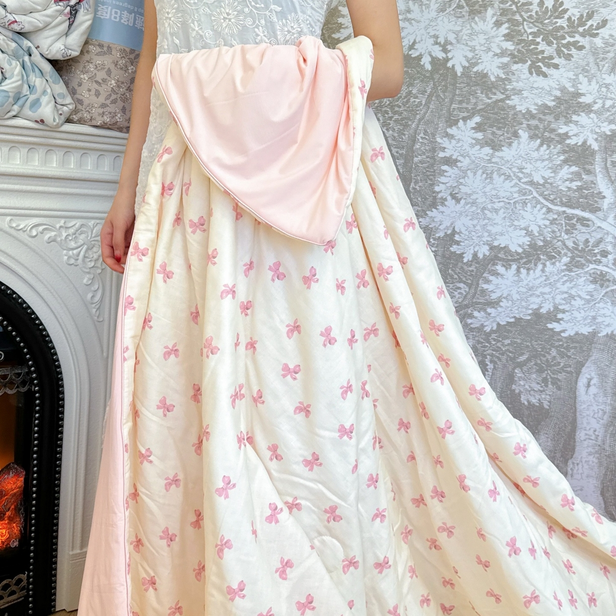 91家纺网 家纺一手货源 找家纺 兜米家居 2026春夏新款小红书热销款有氧全棉纯棉双层纱双感冰纱被夏凉被被子被芯 蝴蝶结