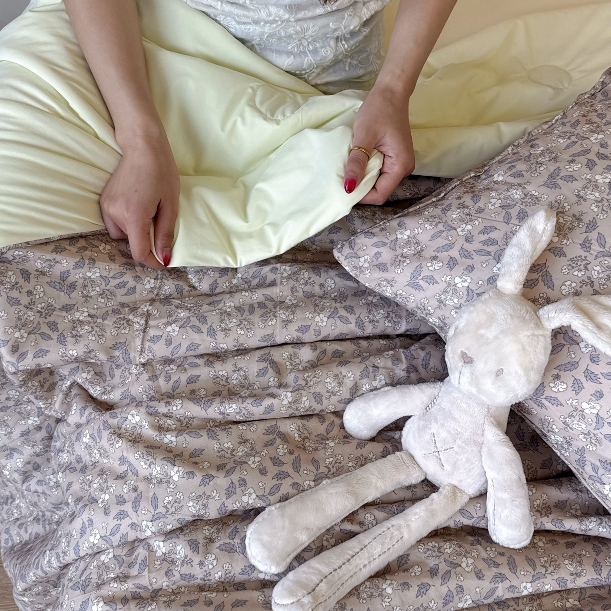 91家纺网 家纺一手货源 找家纺 兜米家居 2026春夏新款小红书热销款有氧全棉纯棉双层纱双感冰纱被夏凉被被子被芯 素雅