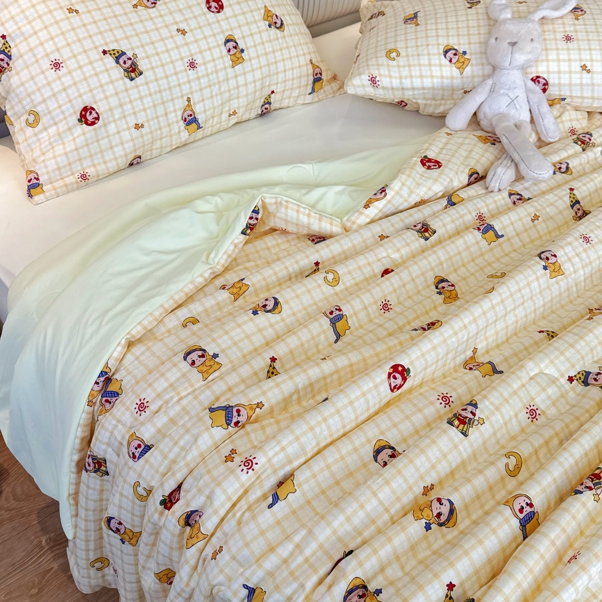 91家纺网 家纺一手货源 找家纺 兜米家居 2026春夏新款小红书热销款有氧全棉纯棉双层纱双感冰纱被夏凉被被子被芯 小星星