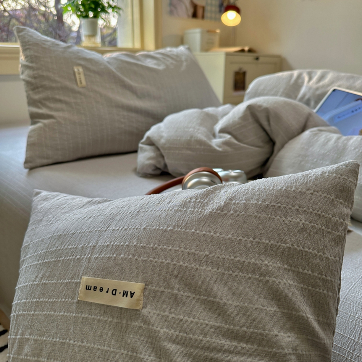 91家纺网 家纺一手货源 找家纺 阿曼达 2026新款简约素色亚麻风纯色无印四件套-素然 素然-浅灰