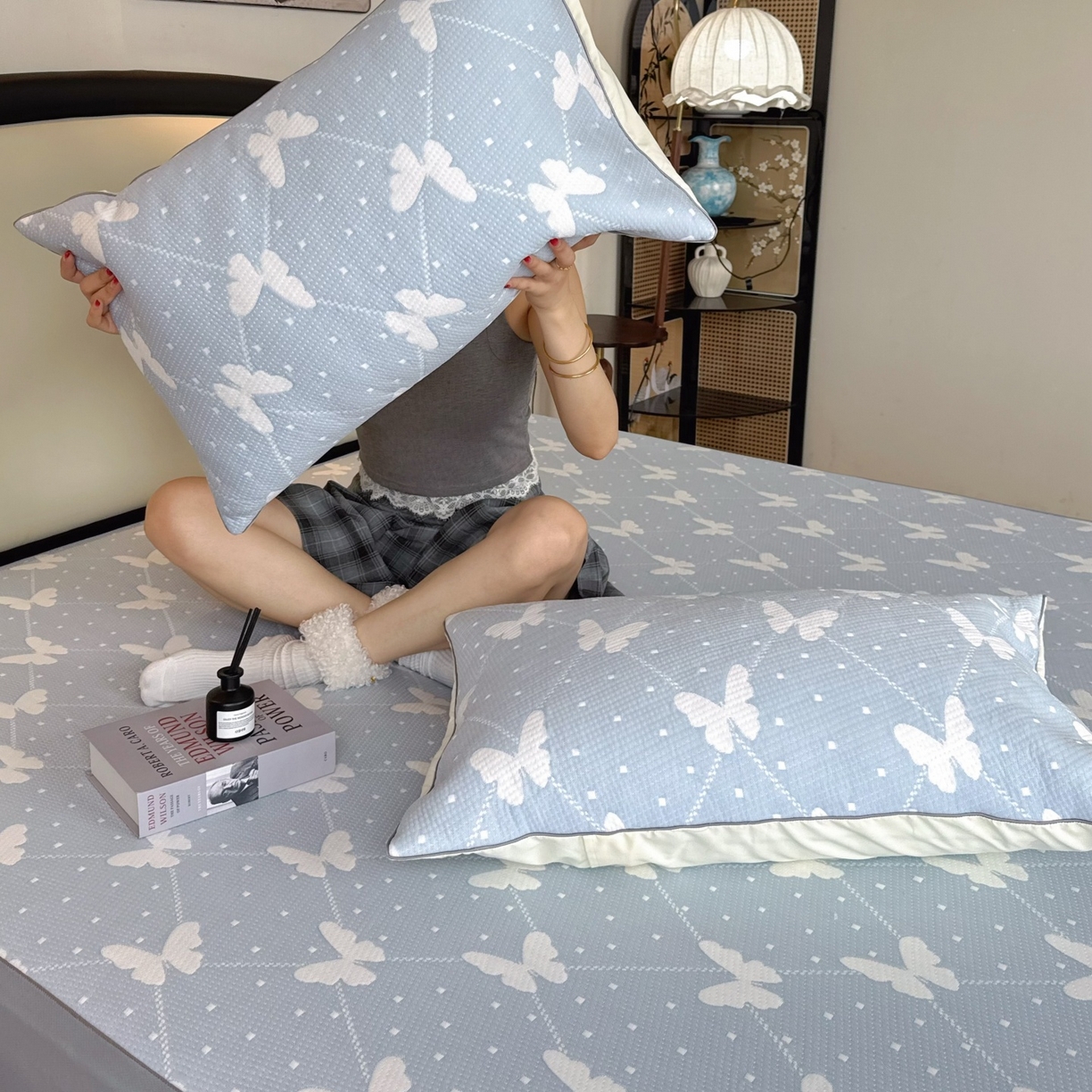 91家纺网 家纺一手货源 找家纺 兜米家居 2026春夏新款韩国冷感科技PE软凉席垫三件套【床笠款】 床笠款～蝴蝶点点