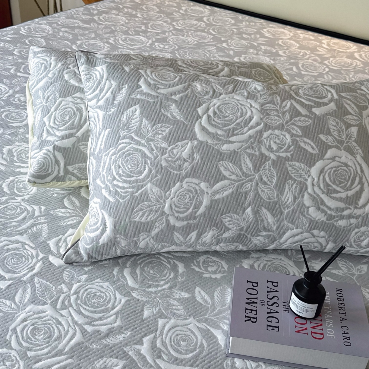 91家纺网 家纺一手货源 找家纺 兜米家居 2026春夏新款韩国冷感科技PE软凉席垫三件套【床笠款】 床笠款～玫瑰灰