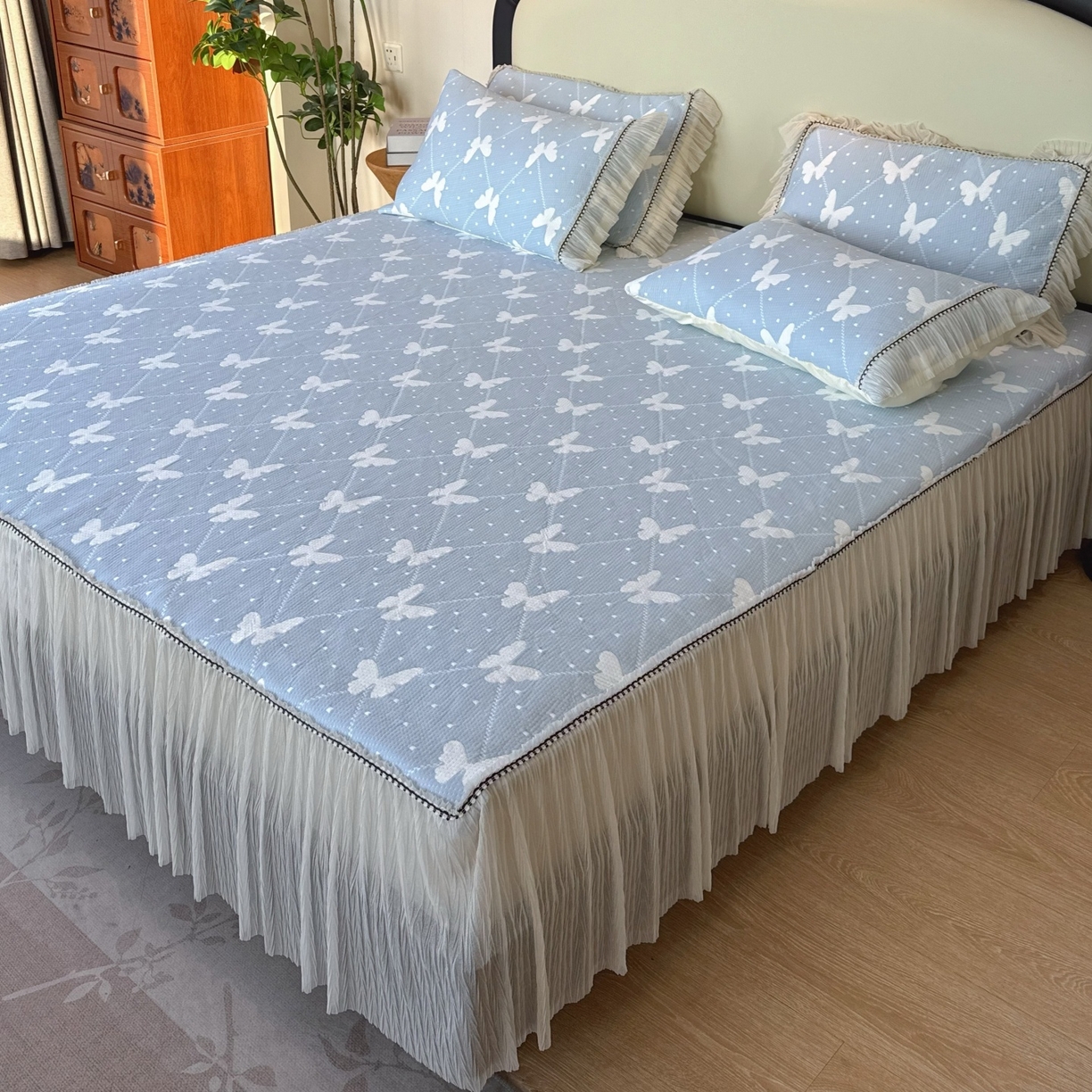 91家纺网 家纺一手货源 找家纺 兜米家居 2026春夏新款韩国冷感科技PE软凉席垫【床裙款】 床裙款-蝴蝶点点