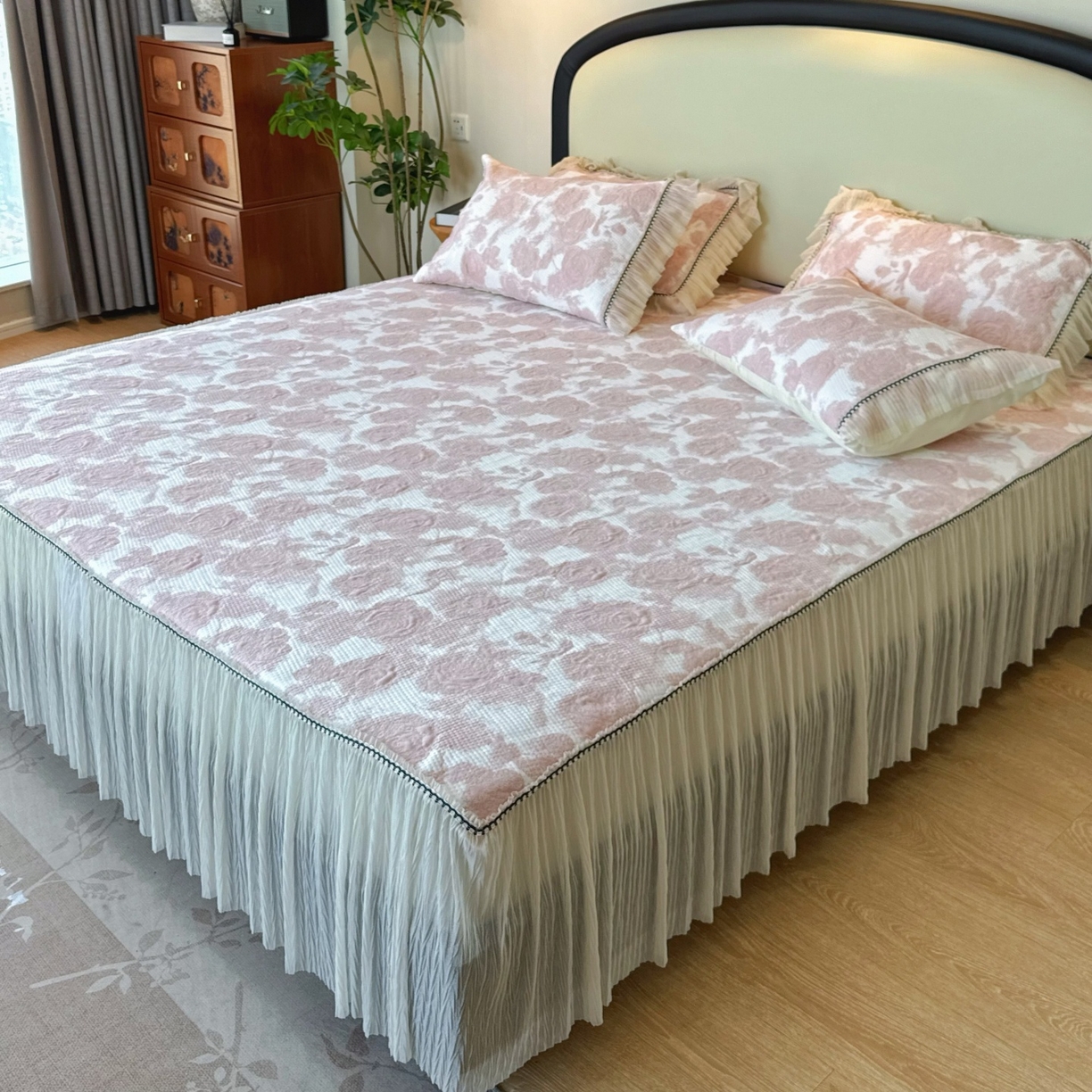 91家纺网 家纺一手货源 找家纺 兜米家居 2026春夏新款韩国冷感科技PE软凉席垫【床裙款】 床裙款-玫瑰粉