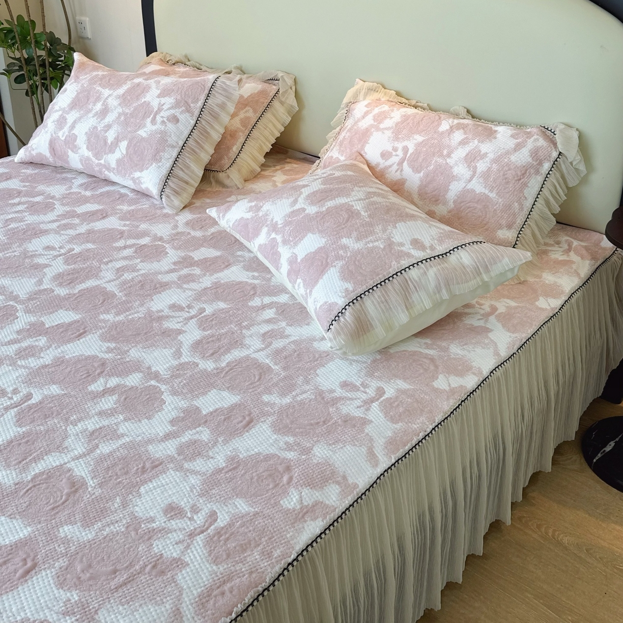 91家纺网 家纺一手货源 找家纺 兜米家居 2026春夏新款韩国冷感科技PE软凉席垫【床裙款】 床裙款-玫瑰粉