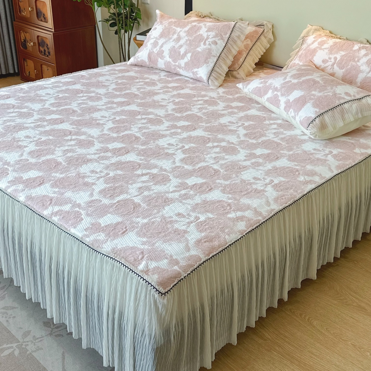 91家纺网 家纺一手货源 找家纺 兜米家居 2026春夏新款韩国冷感科技PE软凉席垫【床裙款】 床裙款-玫瑰粉