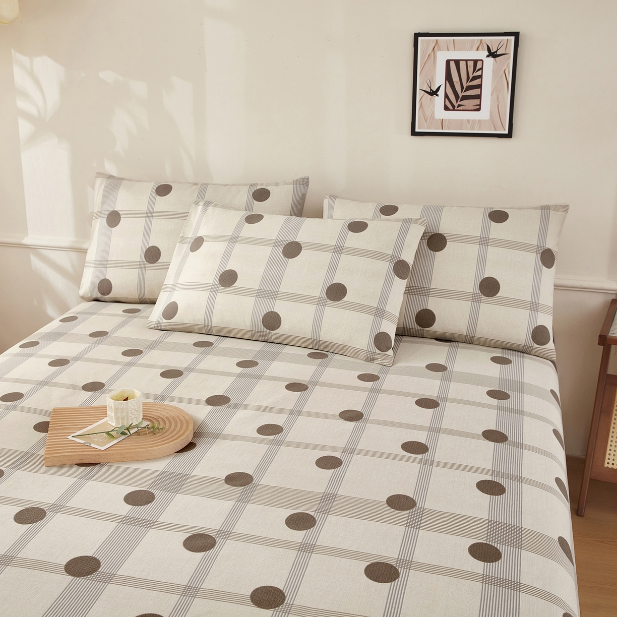 91家纺网 家纺一手货源 找家纺 美丽折家纺 2026春夏新款原棉老粗布单床单床单单件床单三件套 波点奶荼