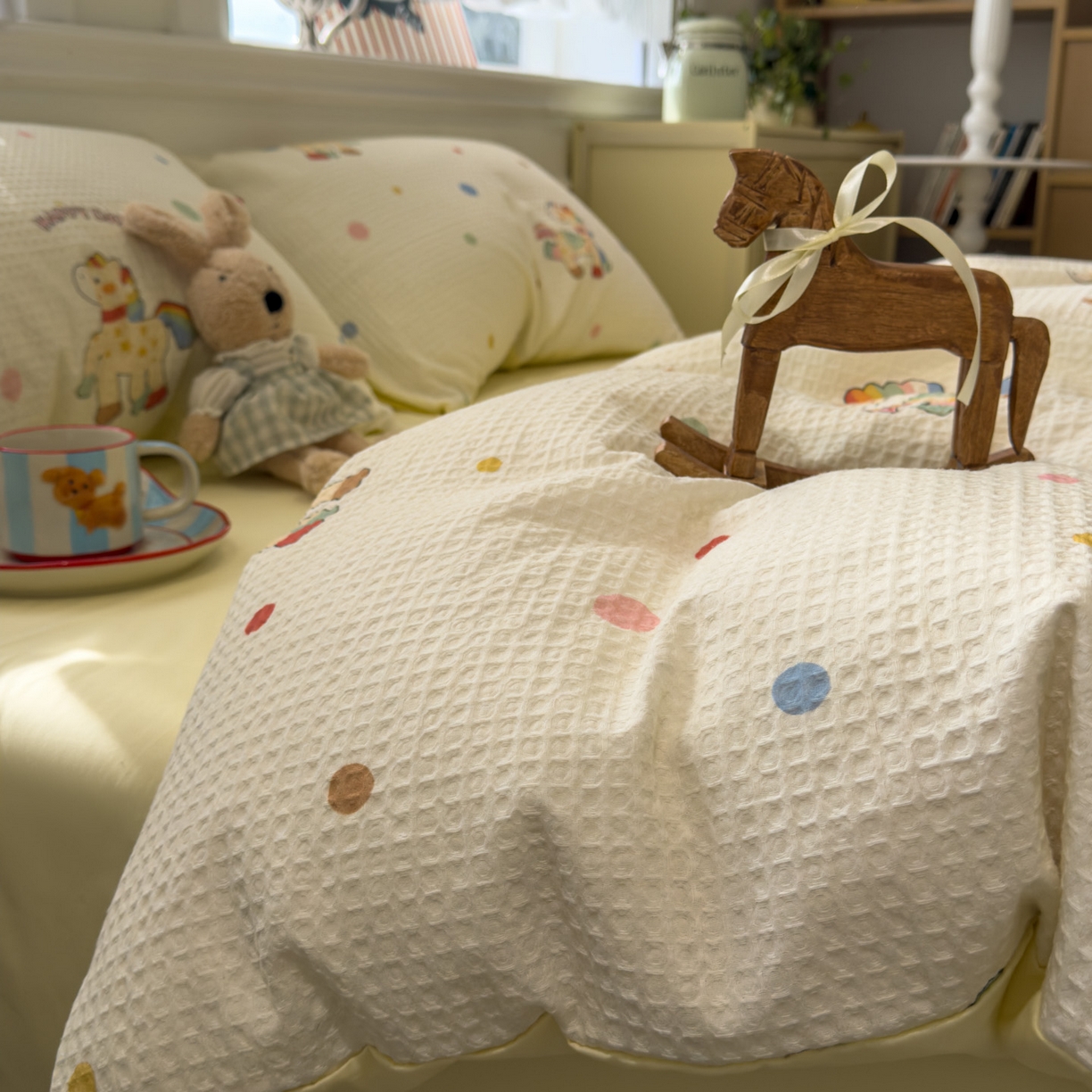 91家纺网 家纺一手货源 找家纺 眠博士 2026新款A类全棉印花华夫格工艺四件套 全棉华夫格-彩虹萌骑