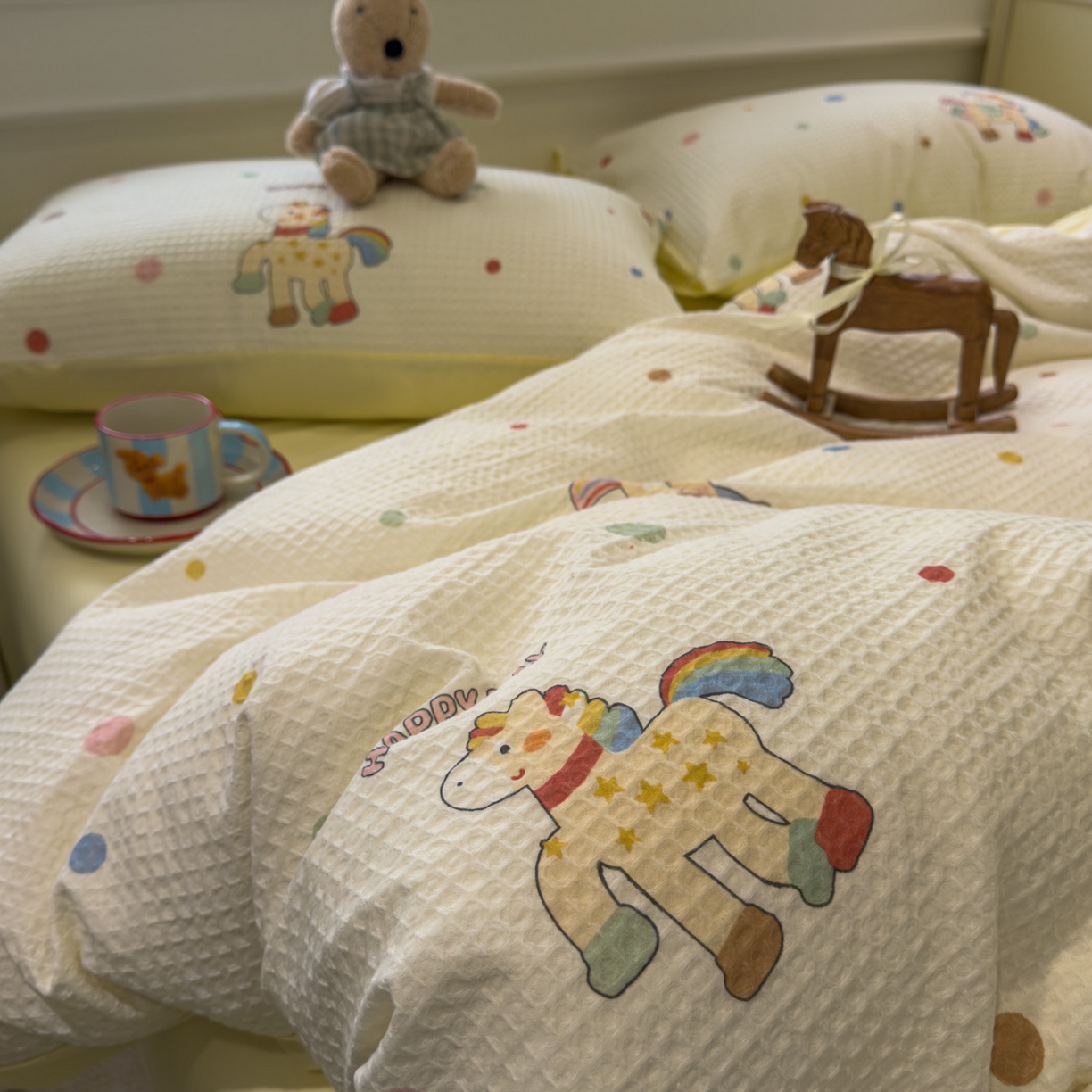 91家纺网 家纺一手货源 找家纺 眠博士 2026新款A类全棉印花华夫格工艺四件套 全棉华夫格-彩虹萌骑