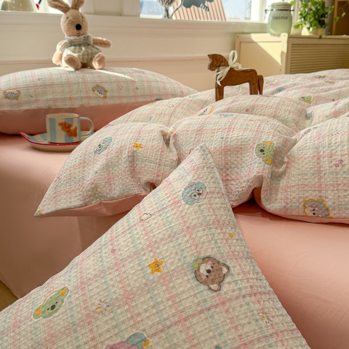 91家纺网 家纺一手货源 找家纺 眠博士 2026新款A类全棉印花华夫格工艺四件套 全棉华夫格-粉格萌趣