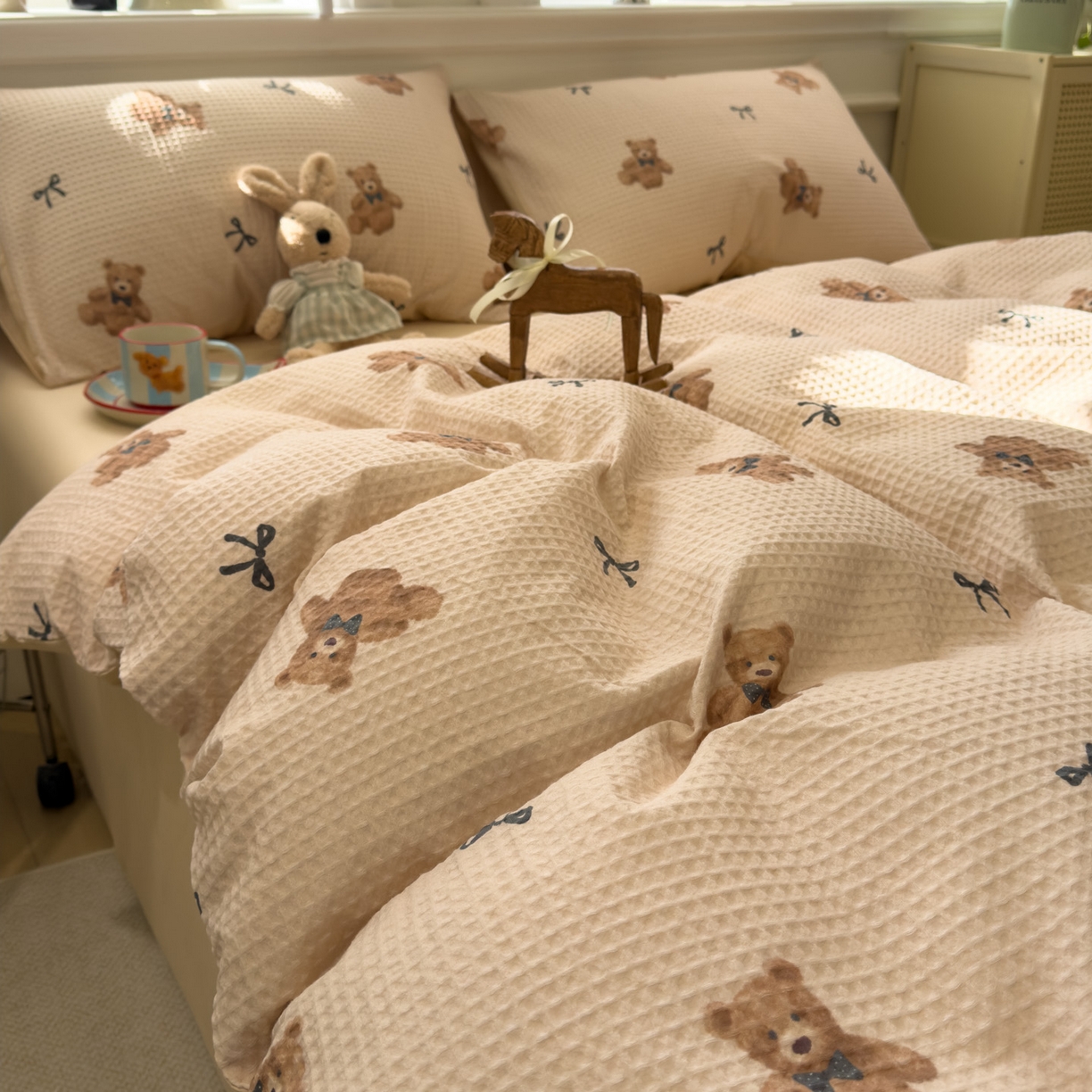 91家纺网 家纺一手货源 找家纺 眠博士 2026新款A类全棉印花华夫格工艺四件套 全棉华夫格-糯糯熊仔