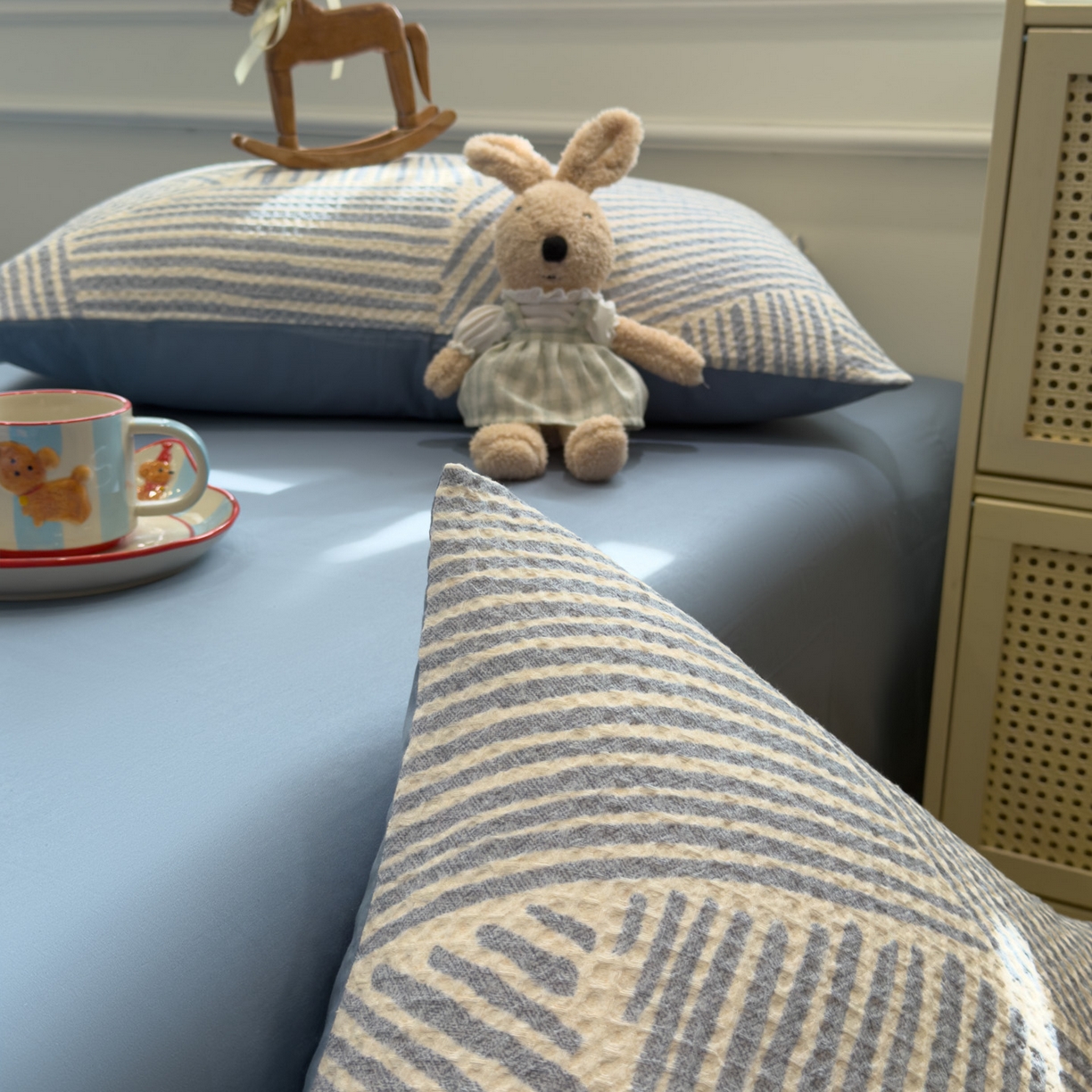 91家纺网 家纺一手货源 找家纺 眠博士 2026新款A类全棉印花华夫格工艺四件套 全棉华夫格-素蓝几何