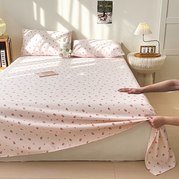 91家纺网 家纺一手货源 找家纺 芃成家纺 2026新款老粗布单床单 小草莓