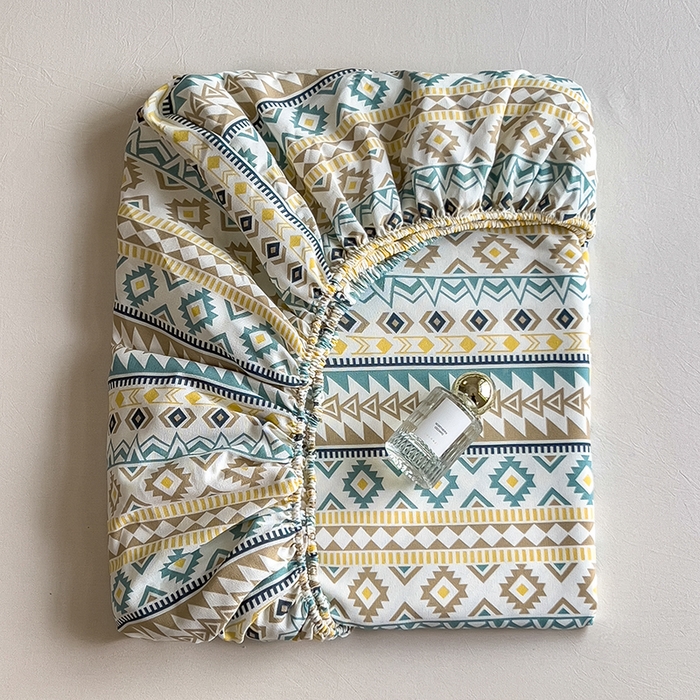 91家纺网 家纺一手货源 找家纺 芃成家纺 2026新款老粗布单床笠 几何空间