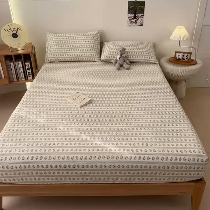 91家纺网 家纺一手货源 找家纺 芃成家纺 2026新款老粗布单床笠 蓝色碎花