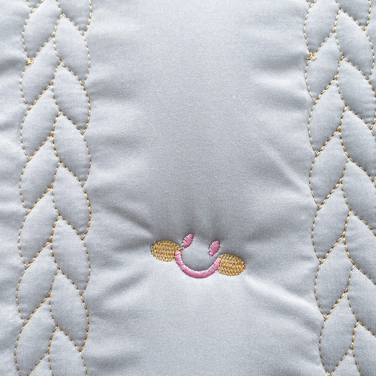 91家纺网 家纺一手货源 找家纺 （总）尊康家纺（原磊科） 2026新款奶昔棉抗菌夹棉床裙款床笠-云尚系列