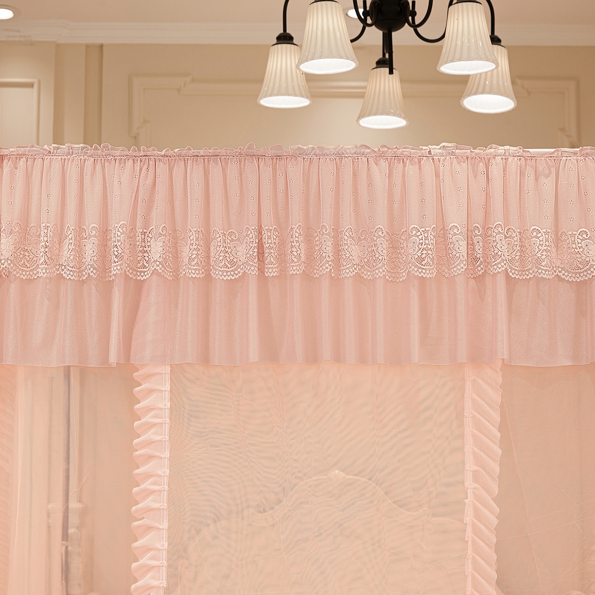 91家纺网 家纺一手货源 找家纺 海虹蚊帐 2026新款2603款三开门一体防尘顶落地蚊帐 玉色