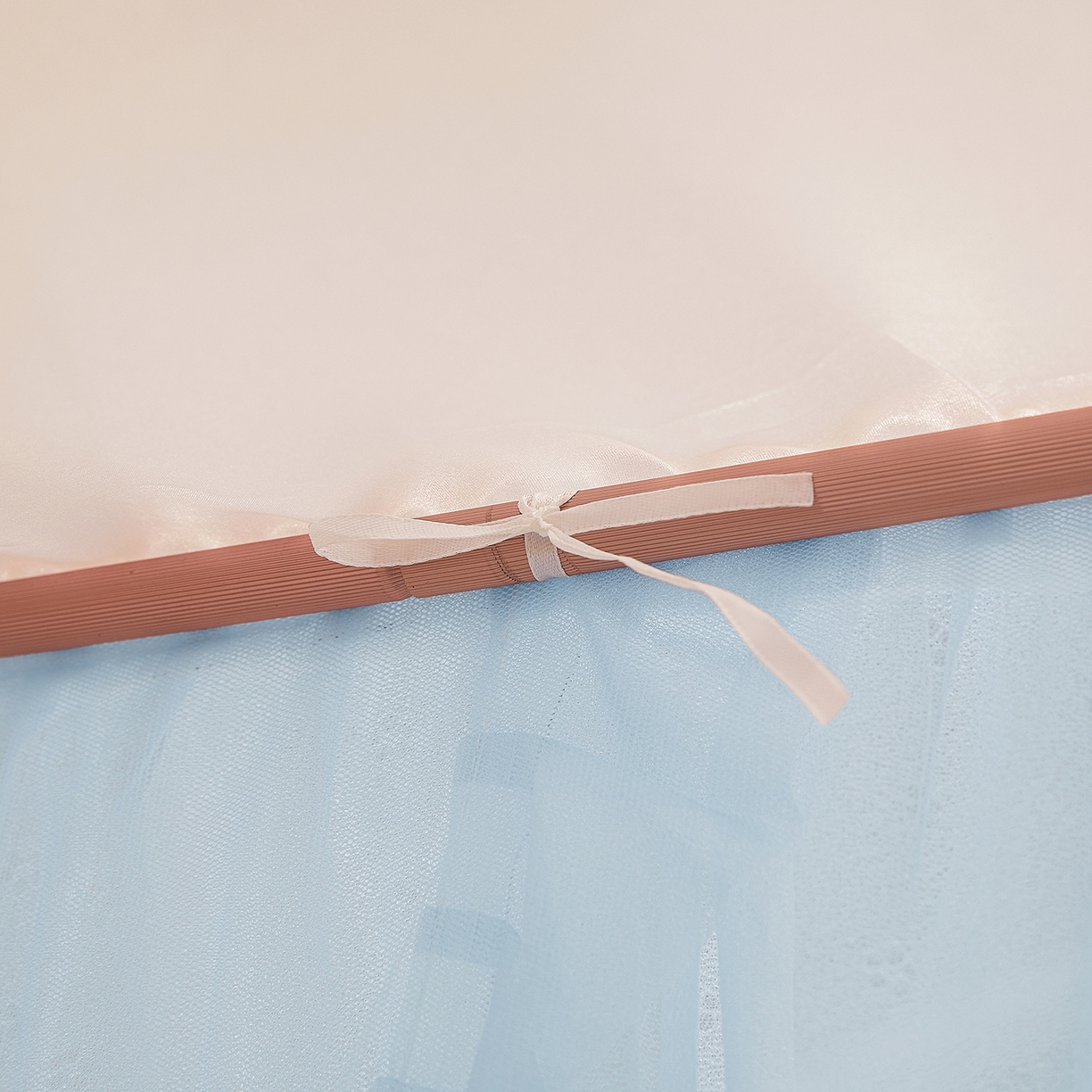 91家纺网 家纺一手货源 找家纺 海虹蚊帐 2026新款2603款三开门一体防尘顶落地蚊帐 浅蓝