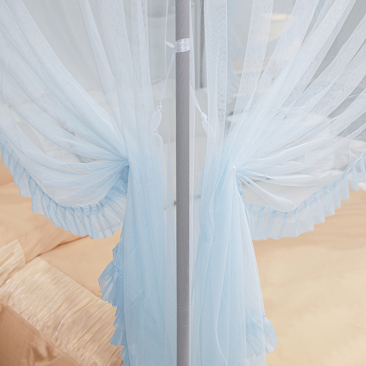 91家纺网 家纺一手货源 找家纺 海虹蚊帐 2026新款2603款三开门一体防尘顶落地蚊帐 浅蓝