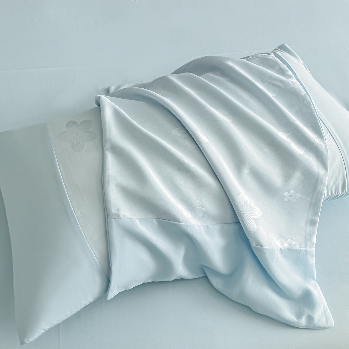 91家纺网 家纺一手货源 找家纺 你好美丽 2026新款柔软水洗棉立体浮雕提花四件套-繁花系列 繁花蓝