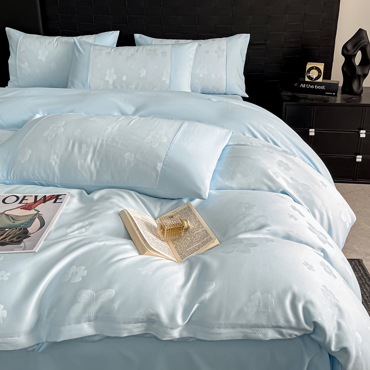 91家纺网 家纺一手货源 找家纺 你好美丽 2026新款柔软水洗棉立体浮雕提花四件套-繁花系列 繁花蓝