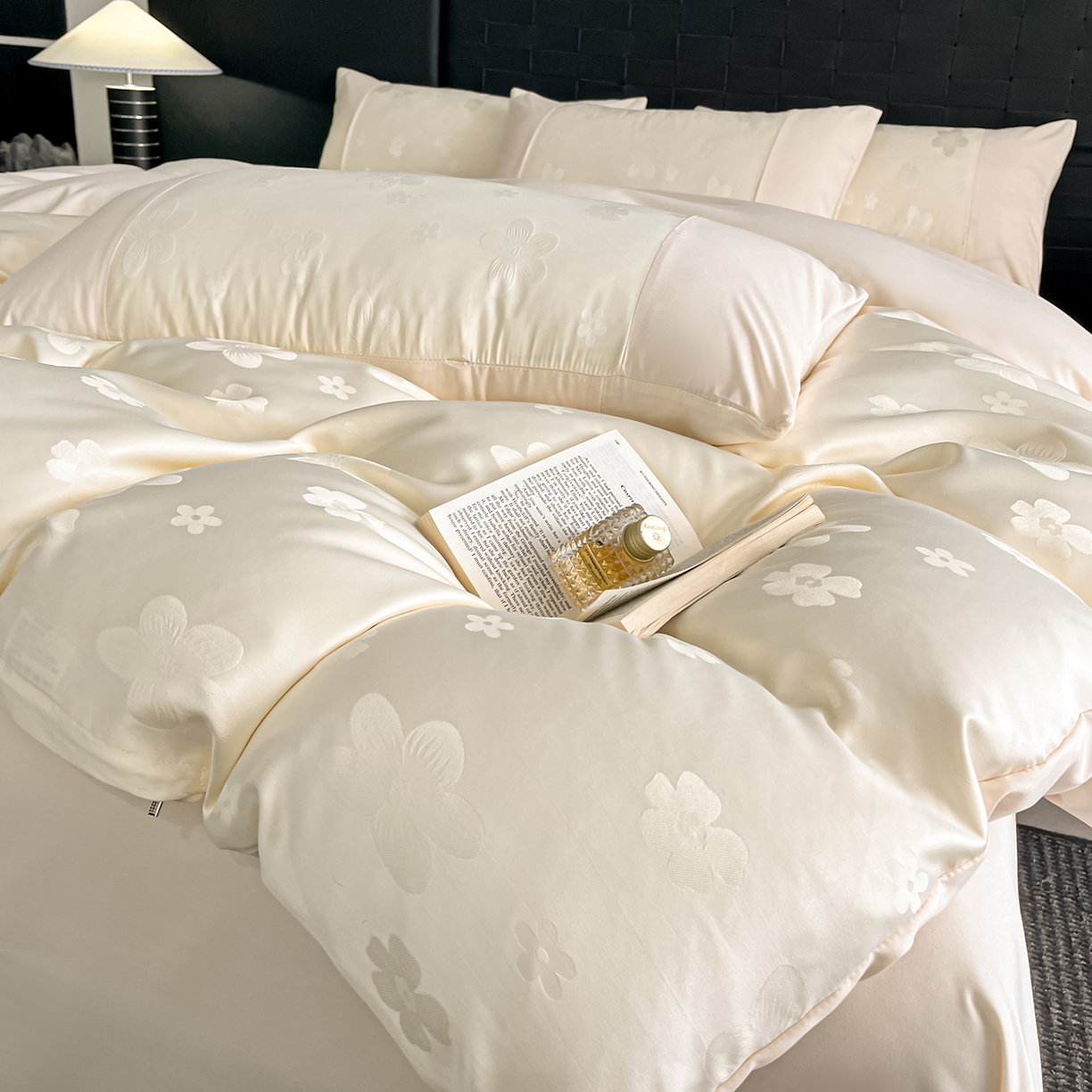 91家纺网 家纺一手货源 找家纺 （总）你好美丽 2026新款柔软水洗棉立体浮雕提花四件套-繁花系列